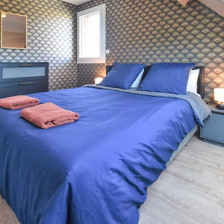 Holiday home 5 Bedroom Beautiful In Saint-germain-sur-ay Bretteville-sur-Ay