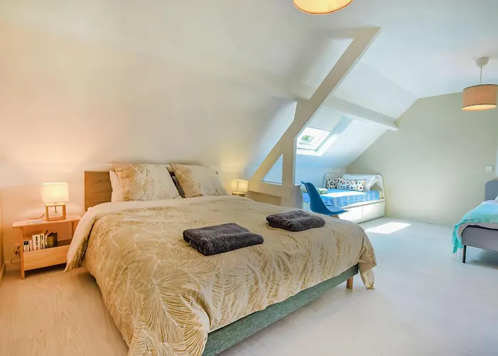 Lovely In בית נופש Saint-Germain-sur-Ay